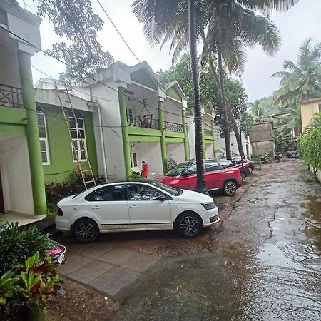 Goa Suites Holiday Home Calangute Exteriör bild